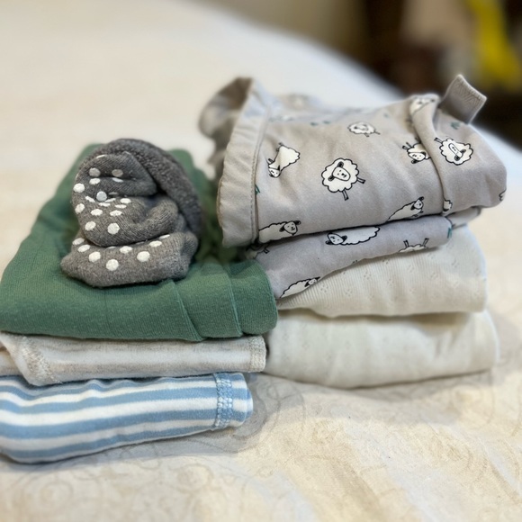 Cute and cozy Hanna Andersson bundle newborn